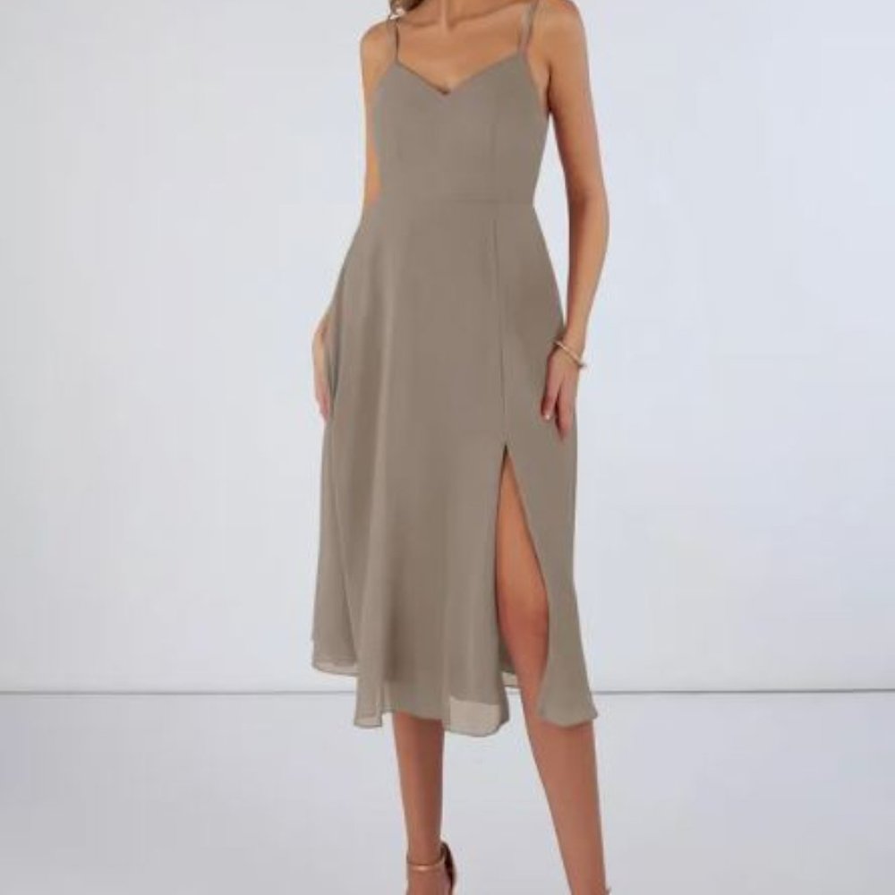 NWT Azazie Clarissa Taupe Size A4 Bridesmaid Dress